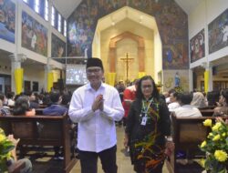 Hasto dan Wawan Membersamai Umat Kristiani Rayakan Paskah di Kota Yogyakarta