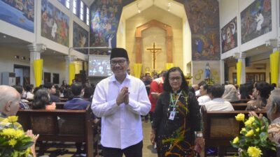 Hasto dan Wawan Membersamai Umat Kristiani Rayakan Paskah di Kota Yogyakarta