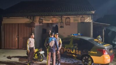 Penggerebekan Dramatis di Bantul: Polsek Kasihan Bongkar Gudang Miras Ilegal, Puluhan Botol Disita dari Sebuah Outlet