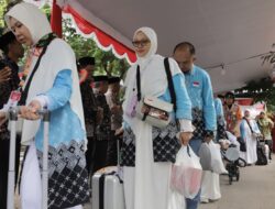 Sekda Sleman Secara Simbolis Berangkatkan 354 Calon Jamaah Haji Asal Sleman