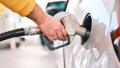Mengejutkan, Harga BBM Pertamina 18 April 2026 Naik Tajam, Tembus Rp23 Ribu per Liter