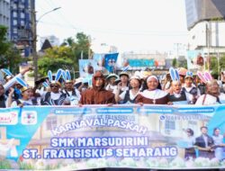 SMK Marsudirini St. Fransiskus Turut Meriahkan Karnaval Kota Semarang