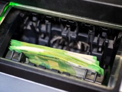 Jadwal Bank BNI, Mandiri, BRI, dan BCA 2 Mei 2026: Apakah Bank Buka?