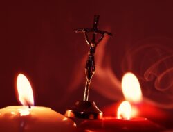 Teks Doa Rosario Hari Selasa 5 Mei 2026 dan Ujud Doa: Panduan Lengkap Peristiwa Sedih