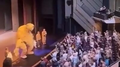 Viral, Teater Boneka dari Jogja Raih 10 Menit Standing Ovation Penonton di Jerman