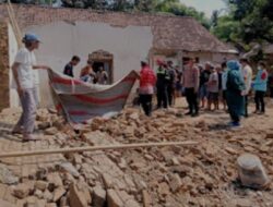 Pekerja Bangunan Tewas Tertimpa Dinding Roboh saat Bongkar Rumah di Godean Sleman, Rekannya Terluka