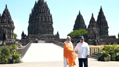 Presiden RI Prabowo Sambut PM India Modi untuk Kunjungan ke Candi Prambanan