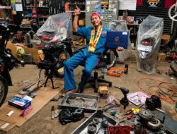 Kisah Inspiratif: Dana Lulusan UNY Biaya Kuliah hingga Sarjana dari Usaha Bengkel Motor, Begini Kisahnya